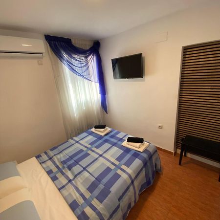 Habitaciones Con Bano Y Cocina Privada Валенсия Екстериор снимка