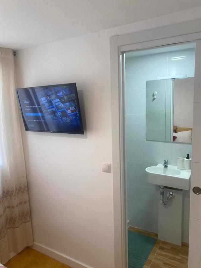 Habitaciones Con Bano Y Cocina Privada Валенсия Екстериор снимка