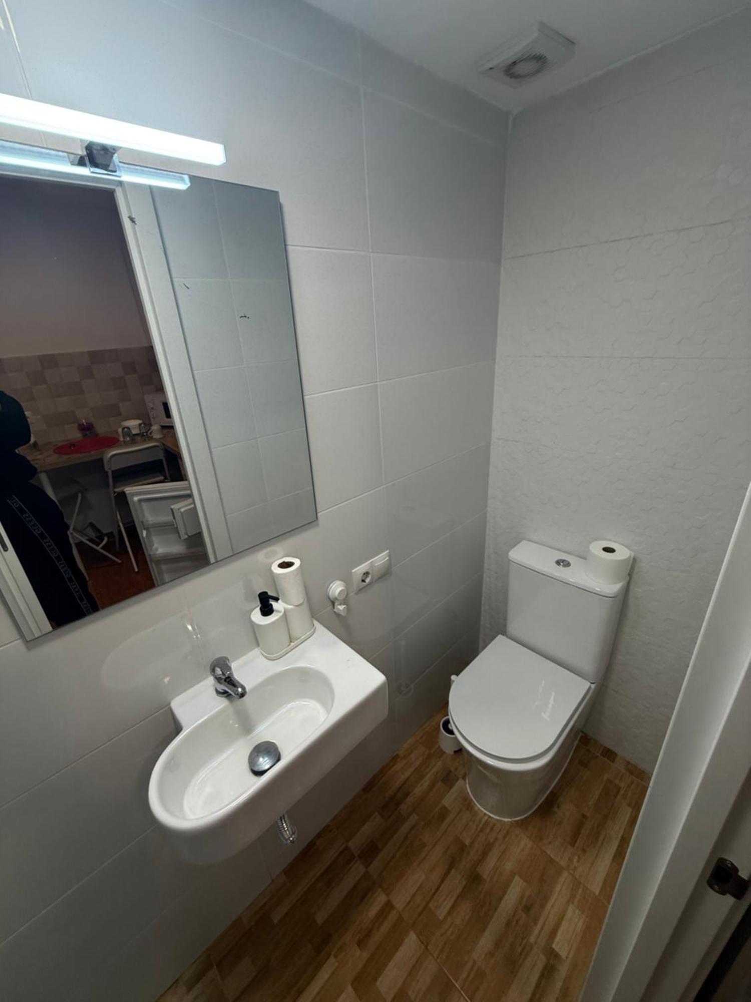 Habitaciones Con Bano Y Cocina Privada Валенсия Екстериор снимка